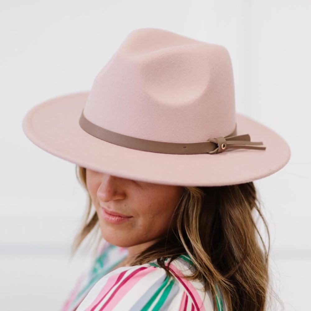 NWT Adjustable Blush Pink Fedora